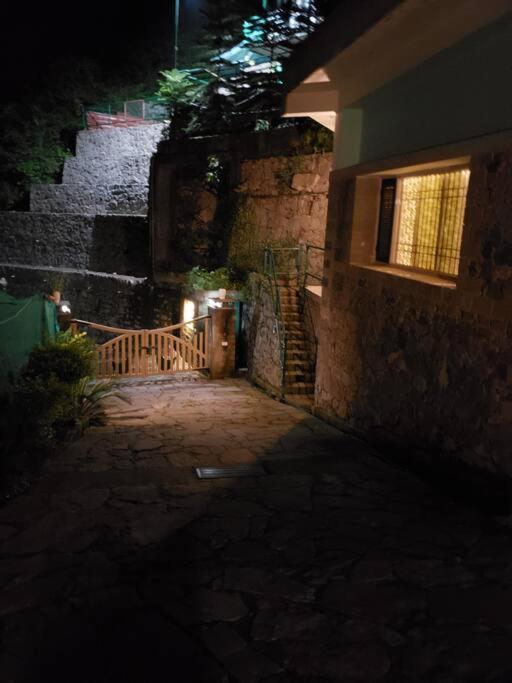 Kasauli Cascade A Cheerfull 4 Bedroom Challet Ngoại thất bức ảnh