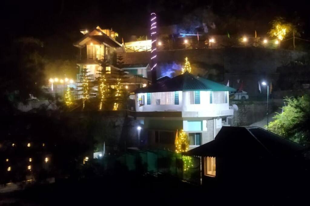 Kasauli Cascade A Cheerfull 4 Bedroom Challet Ngoại thất bức ảnh